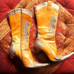 Stunning tan/copper high healed cowboy boots